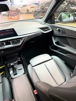 بي ام دبليو الفئة 2